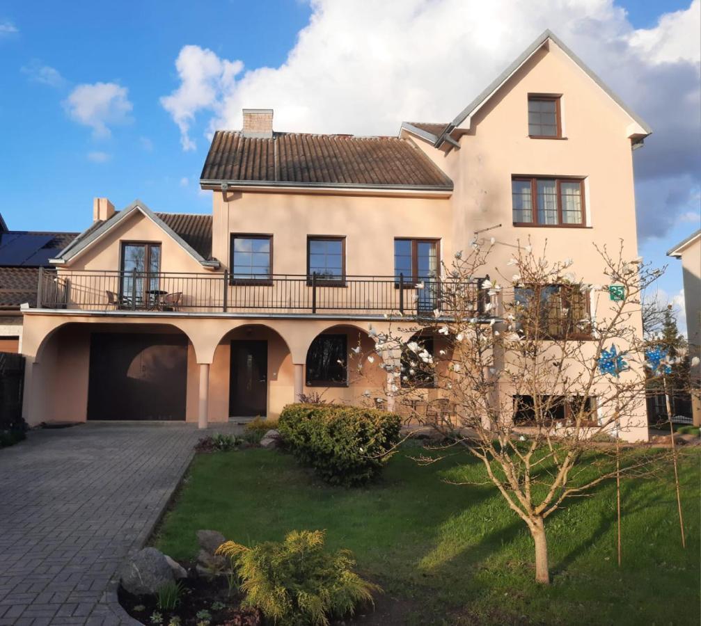 Seimos Bustas Homestay Szawle Zewnętrze zdjęcie